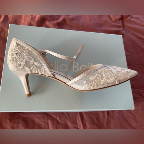 Bella Belle CANDICE IVORY
Ivory D'Orsay Lace Wedding Shoes for Bride Low Heel - Picture 6 of 10